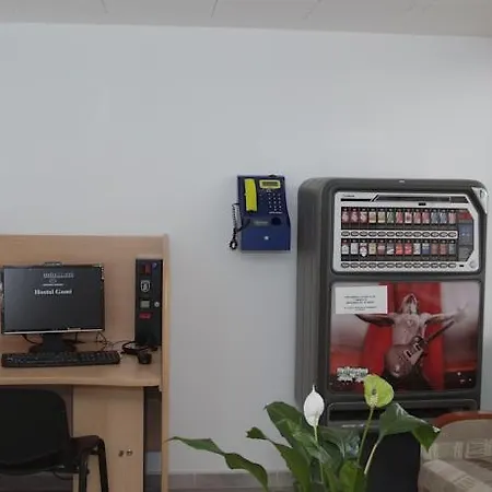 Gami Adults Only * 칼라 라트자다